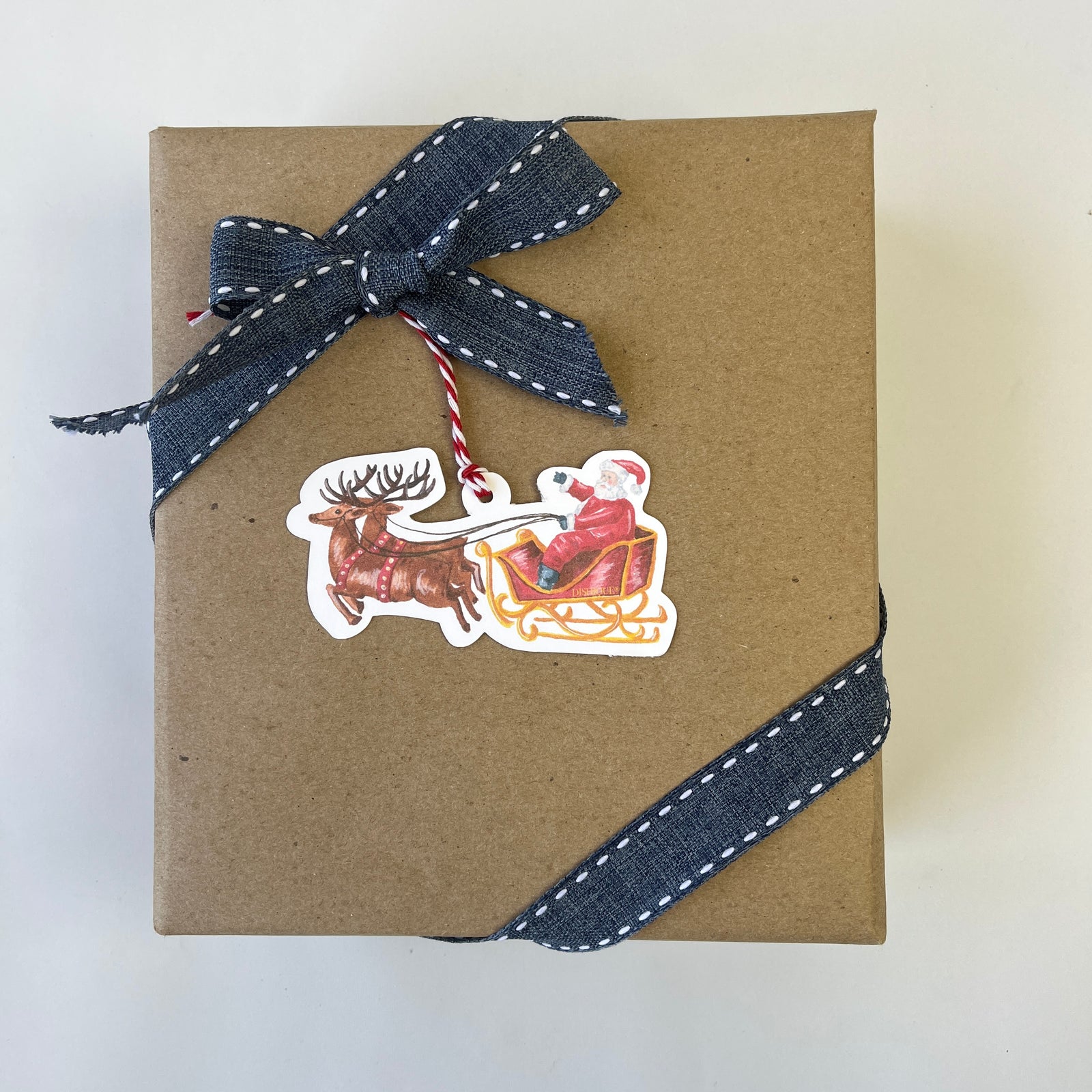 Santa Gift Tag Pack of 8